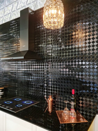 apm__mini_linndfield_gloss_blk_bisbane