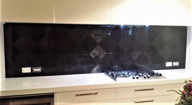 apm_lindfield_blk_gloss_stamp