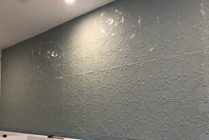 apm_snowflake_bathroom_wall_sage