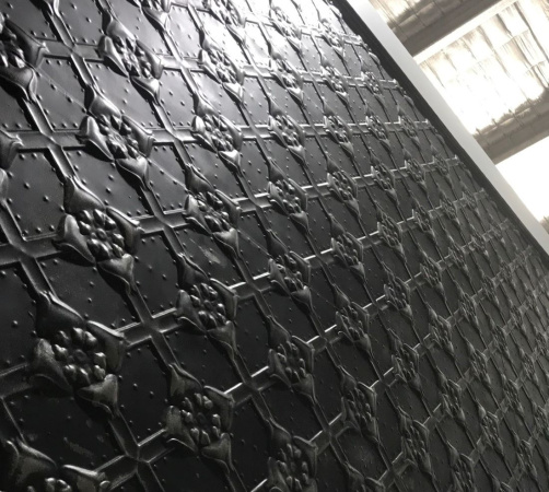 sydneypressed_metal_queen_of_hearts__rsz