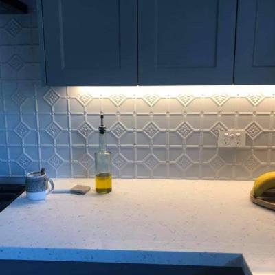 Apm Heysen White Splashback Lit